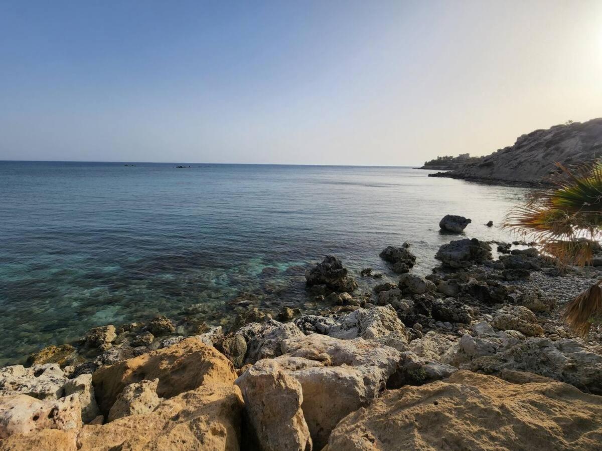 Serenity Corner Paphos ภายนอก รูปภาพ