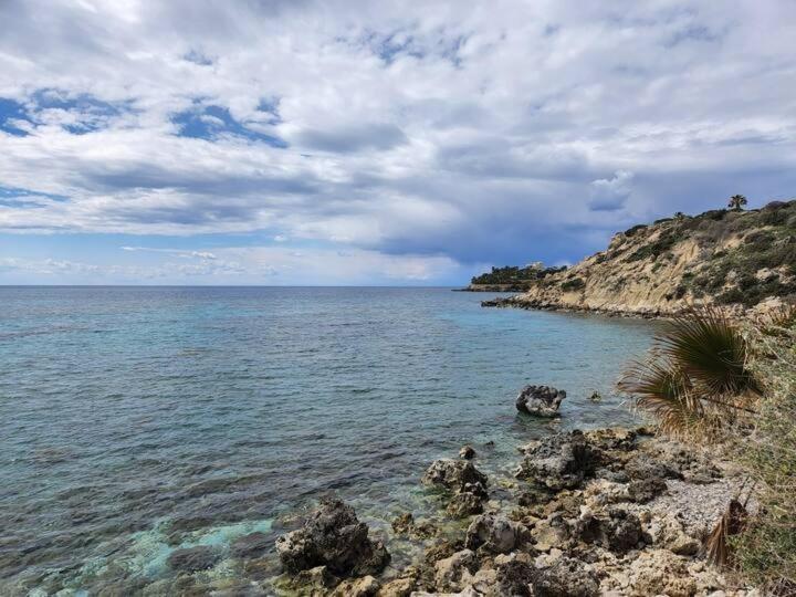 Serenity Corner Paphos ภายนอก รูปภาพ